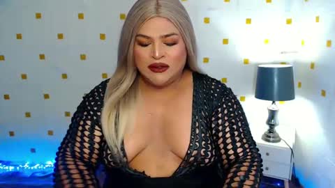Snapshot of holydeepmistress chatting on December 2024 05:08:02 PM gem online show from December 2024 05:08:02 PM