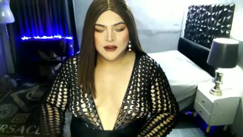 Snapshot of holydeepmistress chatting on February 2025 01:42:01 AM gem online show from February 2025 01:42:01 AM