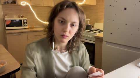 dori not holy get my tg channel with link from description under last photo online show from February 2025 12:20:02 AM