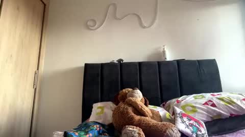   online show from February 2026 08:18:01 PM