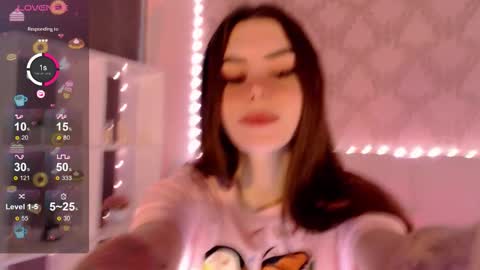 Mia online show from September 2025 03:17:02 AM