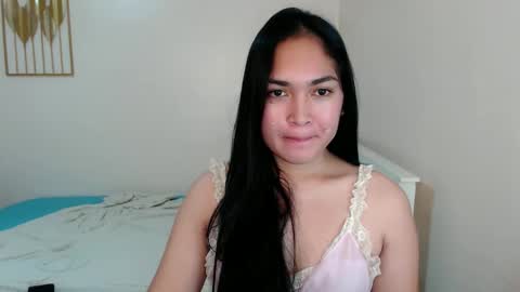 Snapshot of holymolly17 chatting on October 2025 03:38:02 AM holymolly17 online show from October 2025 03:38:02 AM