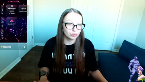 Snapshot of holyweed420 chatting on January 2025 07:07:01 PM Viktoria online show from January 2025 07:07:01 PM