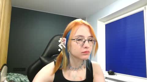 Snapshot of honelin chatting on December 2024 12:07:02 PM Honelints boyblonde hair AsterMIntfemboybrown hair online show from December 2024 12:07:02 PM