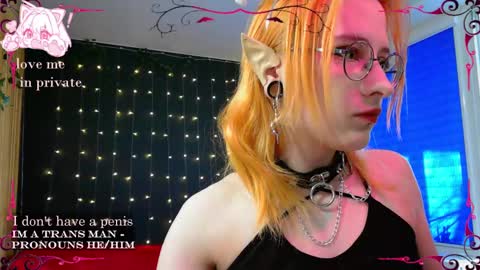 Snapshot of honelin chatting on March 2025 11:58:01 AM Honelints boyblonde hair AsterMIntfemboybrown hair online show from March 2025 11:58:01 AM