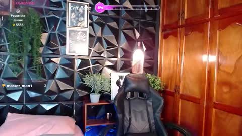 honey  monroe online show from March 2026 02:50:02 AM