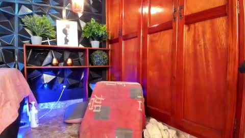 honey  monroe online show from March 2026 05:44:01 AM