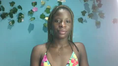 Queen online show from October 2025 01:17:02 AM