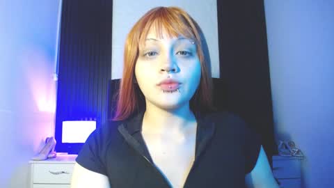Snapshot of honey_dark chatting on January 2025 02:43:01 AM Honney online show from January 2025 02:43:01 AM