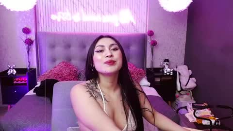 honey_doll_x online show from May 2026 04:41:02 AM