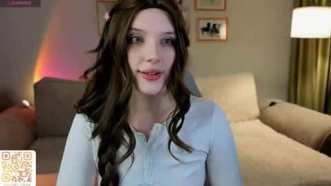 Lina online show from March 2026 05:38:02 PM