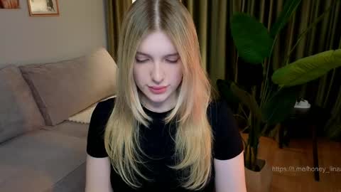 Lina online show from April 2026 03:48:02 PM