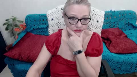 Snapshot of honey_lady_ chatting on February 2025 09:05:01 AM Honey Lady online show from February 2025 09:05:01 AM