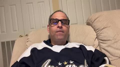 Snapshot of honey_man14 chatting on December 2024 11:51:01 PM honey_man14 online show from December 2024 11:51:01 PM
