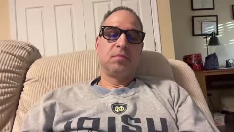 Snapshot of honey_man14 chatting on January 2025 09:13:01 PM honey_man14 online show from January 2025 09:13:01 PM