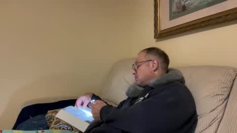 honey_man14 online show from November 2025 02:33:02 AM