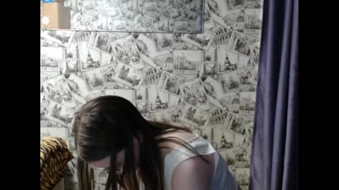 Lina online show from February 2025 03:05:02 PM