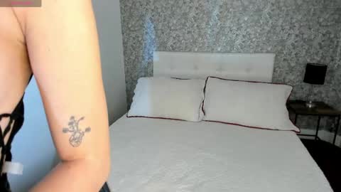 honey_sweet777 online show from April 2026 07:44:02 PM