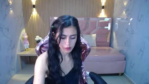 Snapshot of honey_torres_sub chatting on December 2024 11:29:01 PM HONEY online show from December 2024 11:29:01 PM