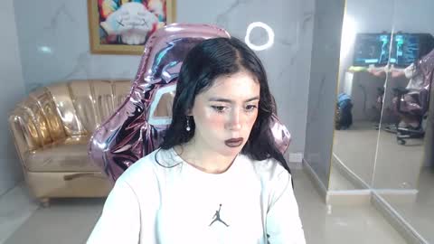 Snapshot of honey_torres_sub chatting on January 2025 01:17:02 PM HONEY online show from January 2025 01:17:02 PM