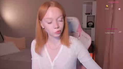 Snapshot of honeyautumn chatting on October 2025 09:48:01 PM honeyautumn online show from October 2025 09:48:01 PM