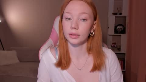 honeyautumn online show from December 2025 10:50:01 PM