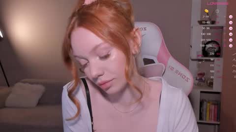 Snapshot of honeyautumn chatting on February 2026 12:28:01 AM honeyautumn online show from February 2026 12:28:01 AM