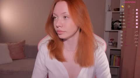 Snapshot of honeyautumn chatting on March 2026 10:05:01 PM honeyautumn online show from March 2026 10:05:01 PM