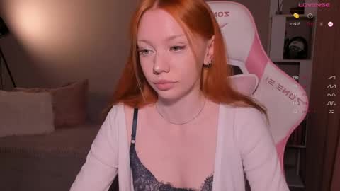 Snapshot of honeyautumn chatting on April 2026 11:16:01 PM honeyautumn online show from April 2026 11:16:01 PM