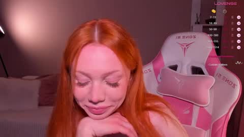 Snapshot of honeyautumn chatting on April 2026 12:55:02 AM honeyautumn online show from April 2026 12:55:02 AM