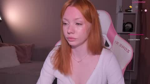 Snapshot of honeyautumn chatting on May 2026 10:04:02 PM honeyautumn online show from May 2026 10:04:02 PM