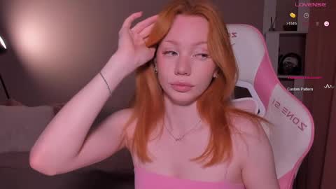 Snapshot of honeyautumn chatting on May 2026 11:54:02 PM honeyautumn online show from May 2026 11:54:02 PM