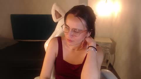 Emily online show from February 2026 07:54:01 PM