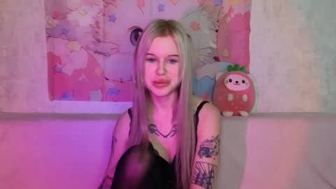 Snapshot of honeygold__ chatting on December 2025 05:15:02 AM Lisa online show from December 2025 05:15:02 AM