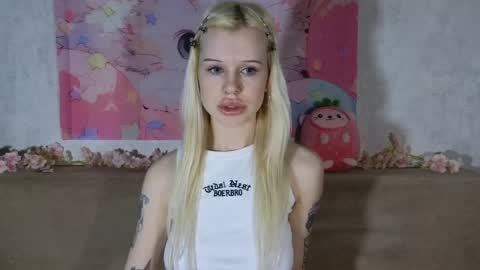 Lisa online show from March 2026 03:33:02 AM