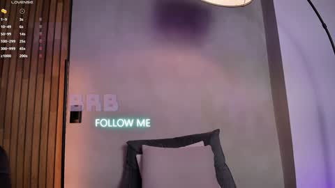 Snapshot of honeyhot69__ chatting on January 2025 02:25:02 PM Sofia independent model online show from January 2025 02:25:02 PM