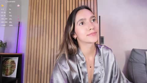 Snapshot of honeyhot69__ chatting on January 2025 05:27:01 PM Sofia independent model online show from January 2025 05:27:01 PM