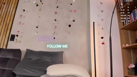 Snapshot of honeyhot69__ chatting on February 2025 11:28:01 AM Sofia independent model online show from February 2025 11:28:01 AM