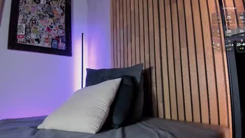 Snapshot of honeyhot69__ chatting on September 2025 10:40:01 AM Sofia independent model online show from September 2025 10:40:01 AM