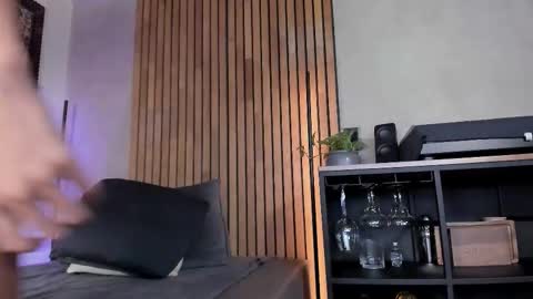 Snapshot of honeyhot69__ chatting on September 2025 11:25:01 AM Sofia independent model online show from September 2025 11:25:01 AM