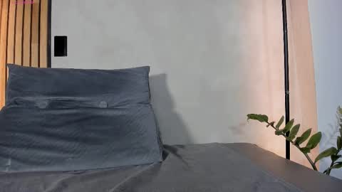 Sofia independent model online show from January 2026 11:46:02 AM