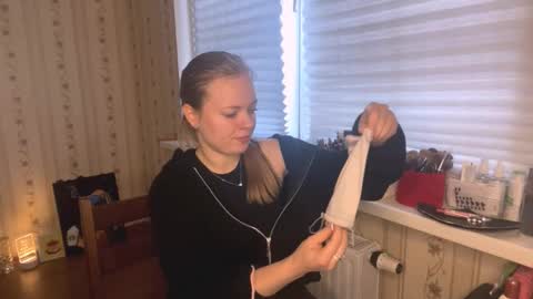 Hello My name is Lola online show from March 2026 11:43:02 AM