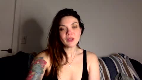 Snapshot of honeymagicxo chatting on February 2025 03:24:02 AM honeymagicxo online show from February 2025 03:24:02 AM