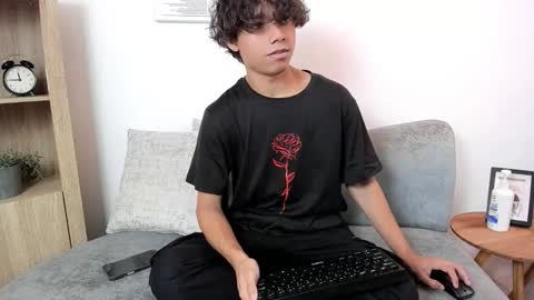 Snapshot of honeymoon_sariel chatting on October 2025 07:57:02 PM honeymoon_sariel online show from October 2025 07:57:02 PM