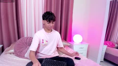 Snapshot of honeymoon_sariel chatting on October 2025 01:55:02 PM honeymoon_sariel online show from October 2025 01:55:02 PM