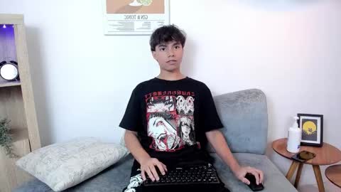 Snapshot of honeymoon_sariel chatting on November 2025 08:20:02 PM honeymoon_sariel online show from November 2025 08:20:02 PM