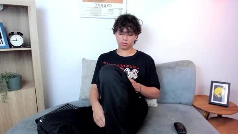 honeymoon_sariel online show from February 2026 02:00:02 PM