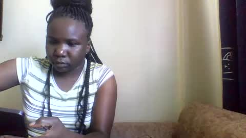 Honeymuny online show from December 2025 08:08:02 AM