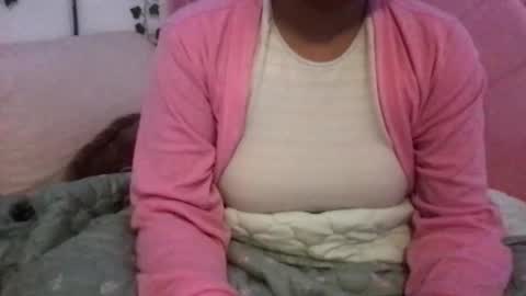 honeyyy89 online show from May 2026 01:33:01 AM