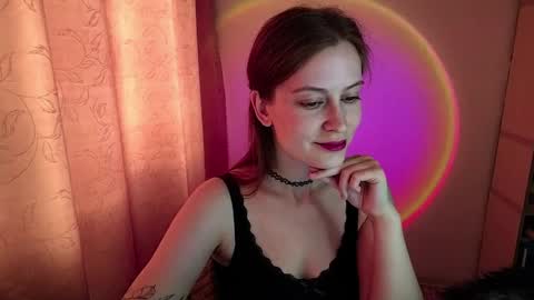 honeyy_bun online show from May 2026 11:15:01 AM